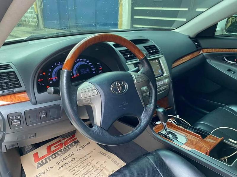 Toyota Camry • 2010 • 105,000 km 4
