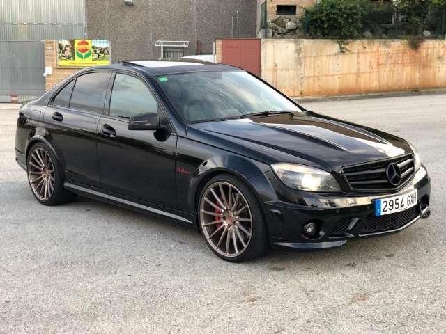 Mercedes-Benz C • 2009 • 166,000 km 2