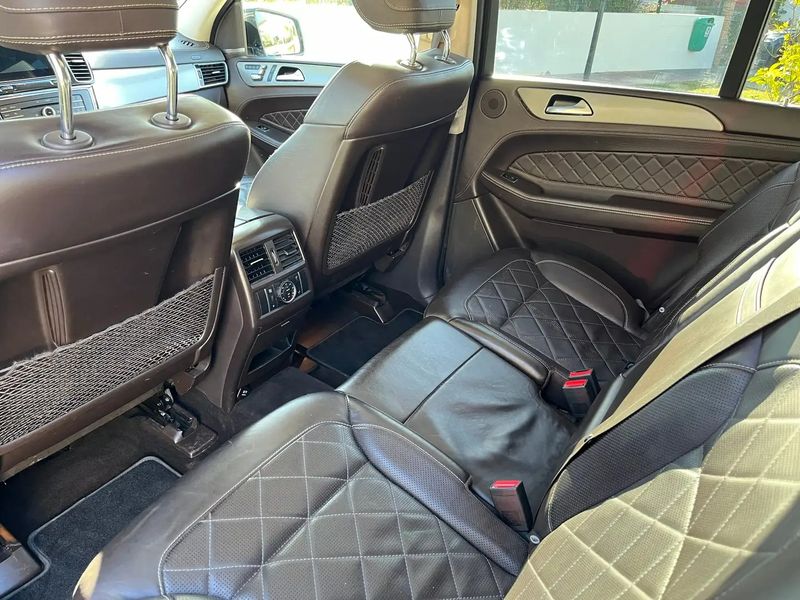 Mercedes-Benz GLS-Class • 2017 • 147,000 km 7