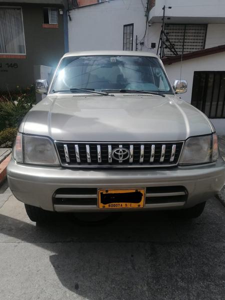 Toyota Land Cruiser • 2004 • 204,809 km 5