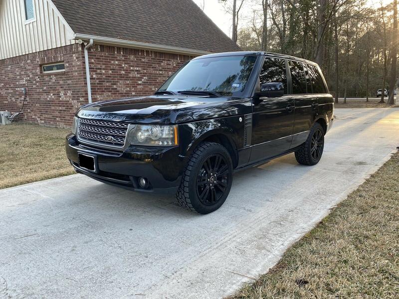 Land Rover Range Rover • 2010 • 130,000 km 5