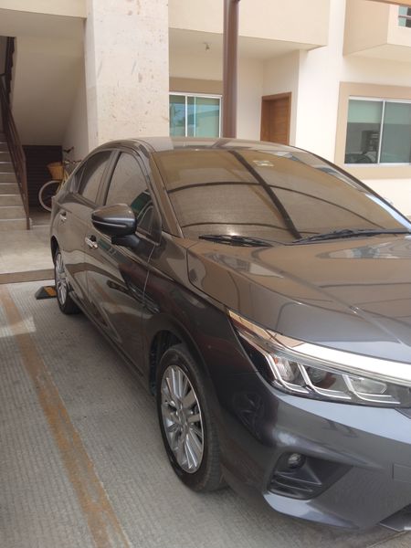 Honda City • 2022 • 5,650 km 4