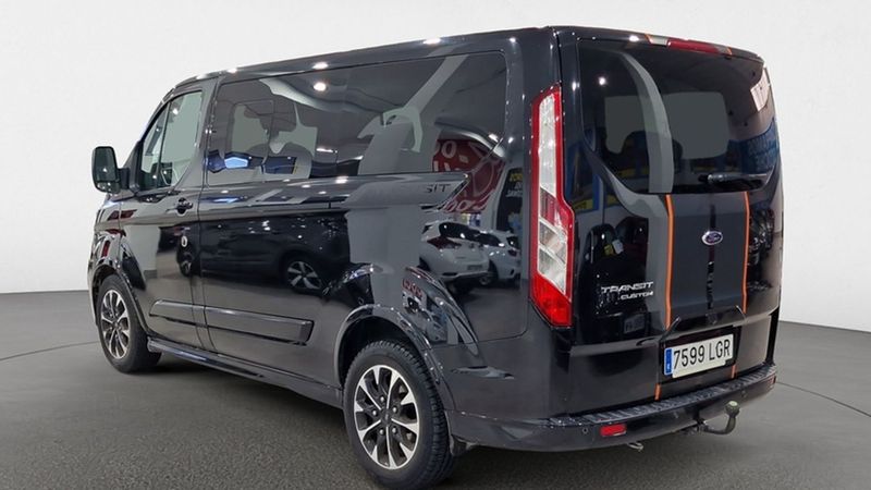 Ford Transit Custom • 2020 • 61,430 km 6