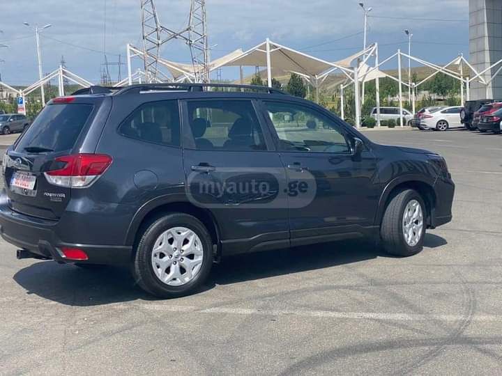 Subaru Forester • 2019 • 49,000 km 2