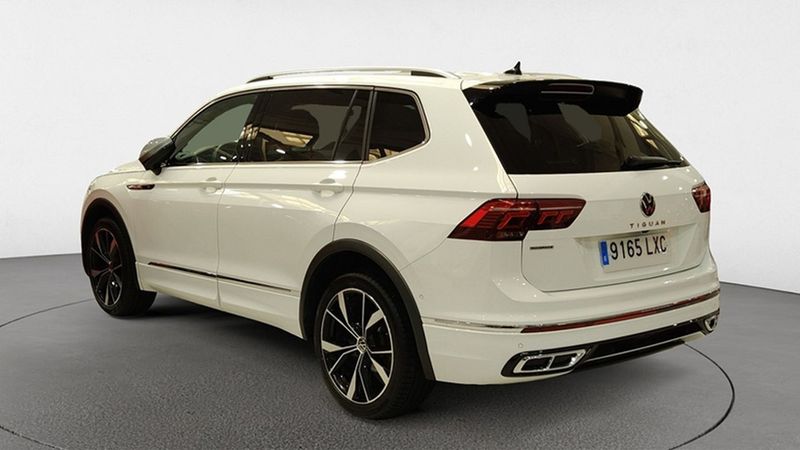 Volkswagen Tiguan • 2022 • 84,995 km 4