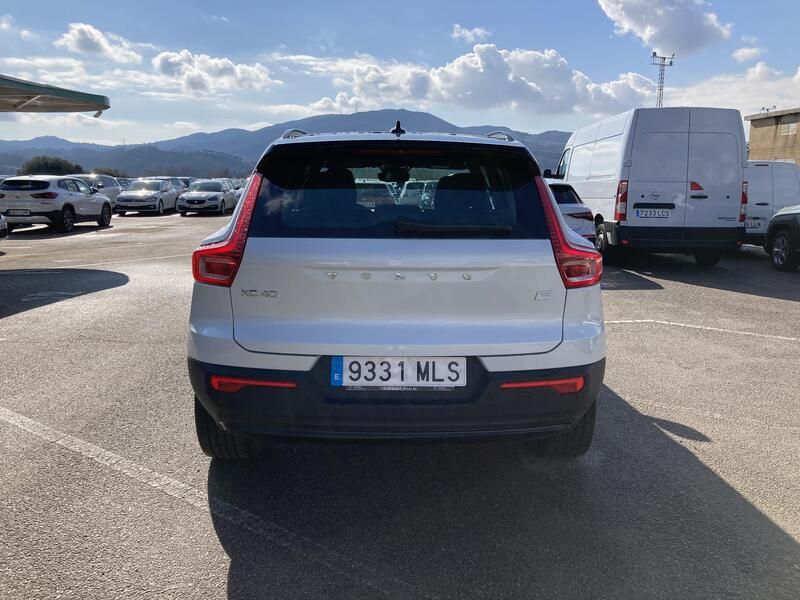 Volvo XC40 • 2023 • 16,708 km 4