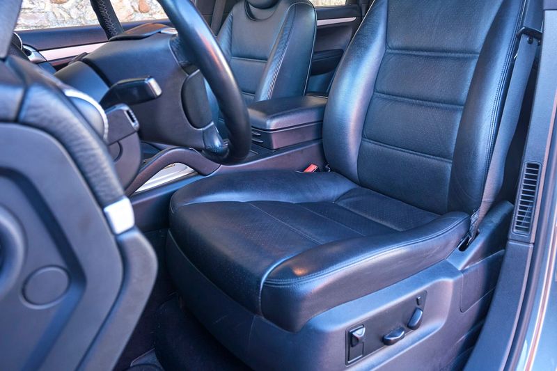 Porsche Cayenne • 2009 • 177,389 km 12