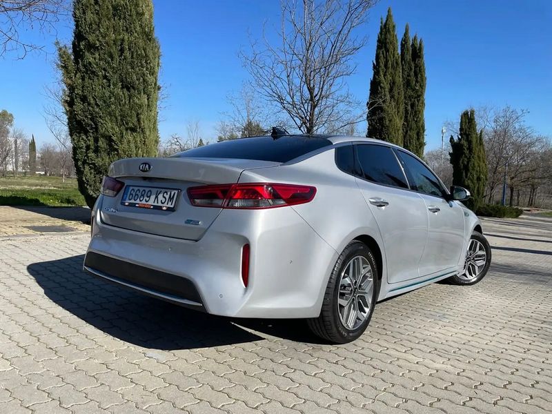 Kia Optima • 2019 • 106,000 km 2