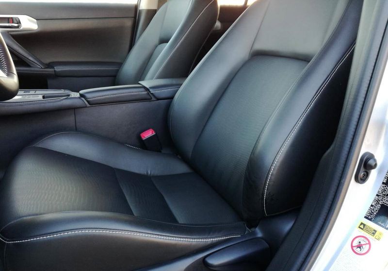 Lexus CT • 2013 • 60,000 km 5