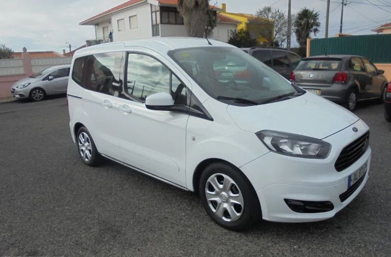 Ford Tourneo Connect • 2015 • 164,000 km 1