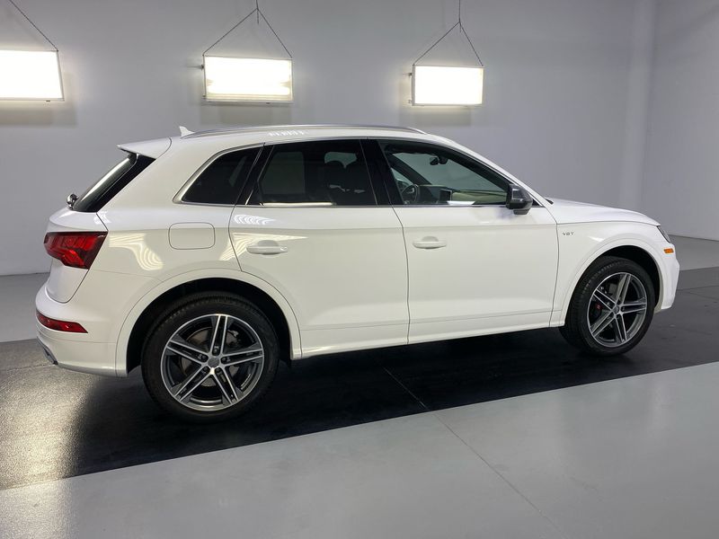 Audi SQ5 • 2018 • 12,063 km 7