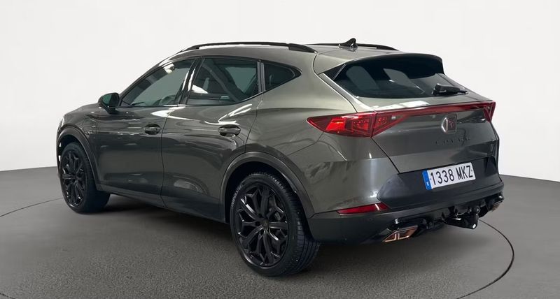 Seat Leon • 2023 • 25,004 km 3