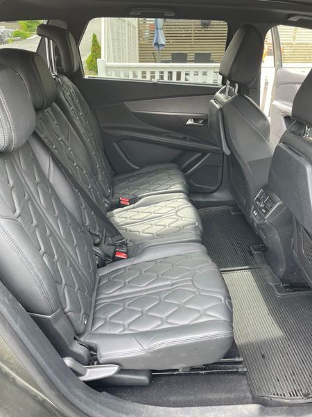 Peugeot 5008 • 2018 • 100,000 km 3