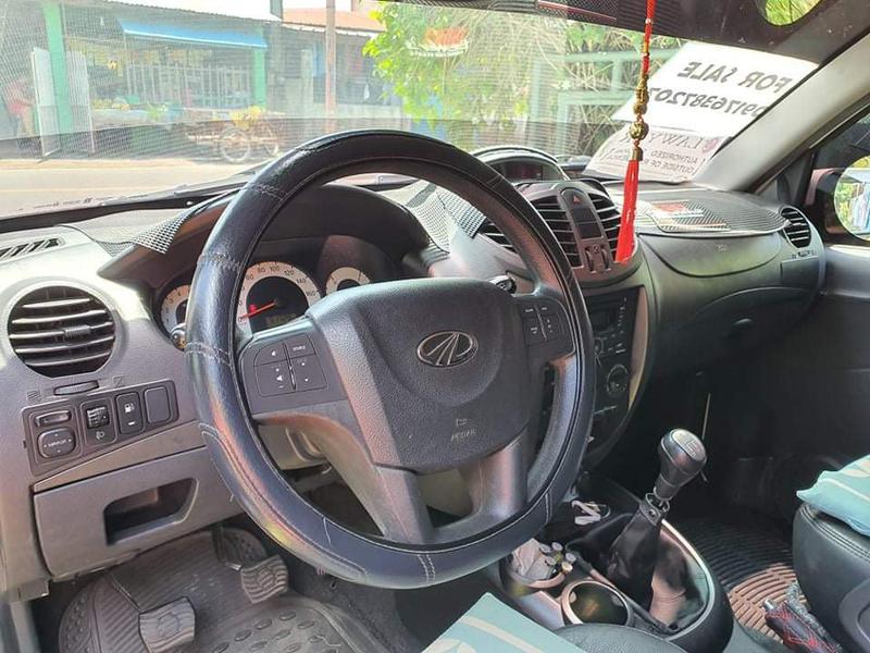 Mahindra Xylo • 2016 • 51,000 km 4