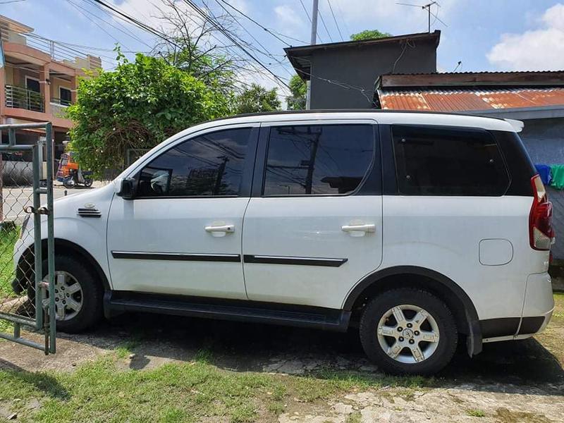 Mahindra Xylo • 2016 • 51,000 km 5