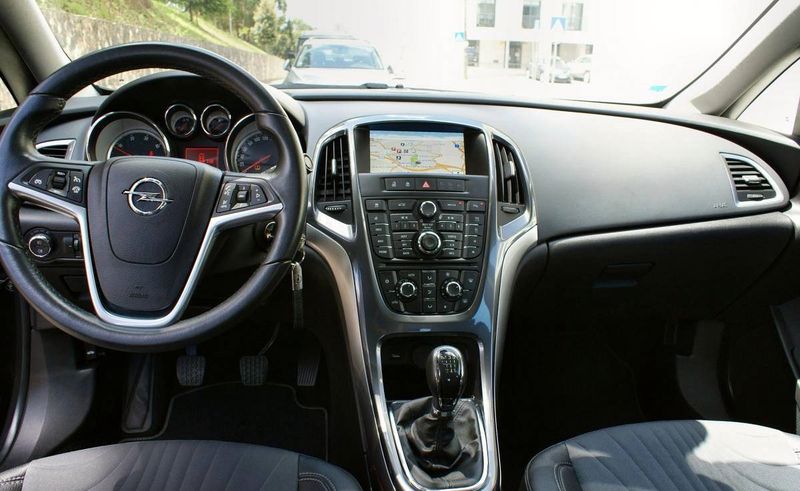 Opel Astra • 2014 • 149,999 km 7