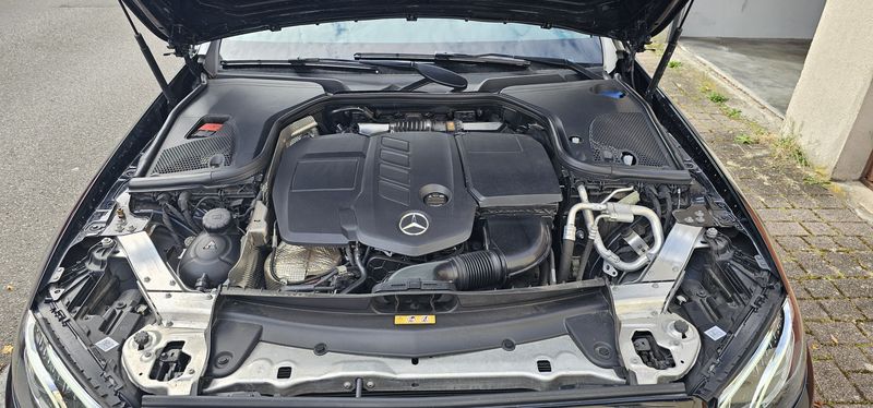 Mercedes-Benz E • 2019 • 123,500 km 13