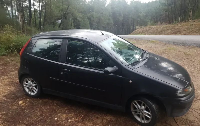 Fiat Punto • 2002 • 239,145 km 2