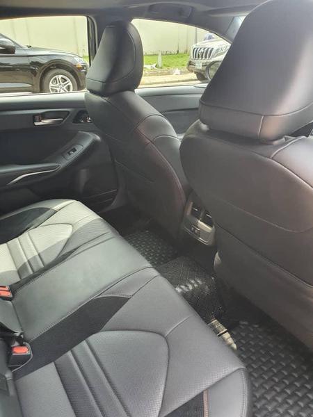 Toyota Camry Hybrid • 2019 • 0 km 13