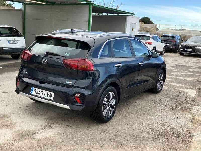 Kia Niro • 2021 • 24,901 km 3