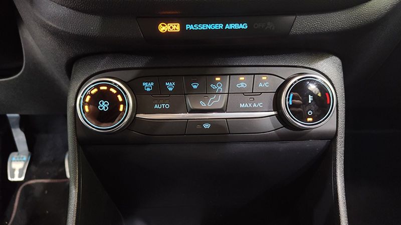 Ford Fiesta • 2022 • 25,694 km 27