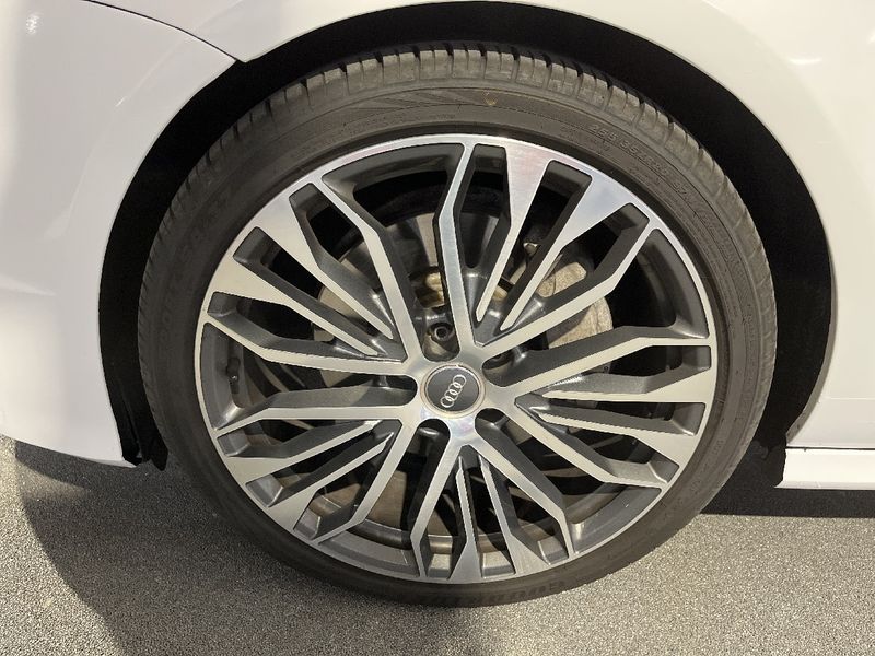 Audi A7 • 2015 • 149,545 km 6