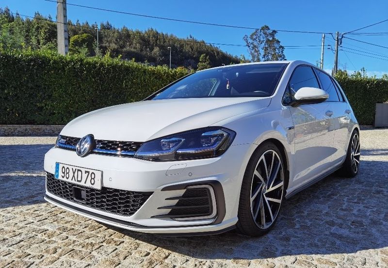 Volkswagen Golf • 2017 • 255,000 km 1