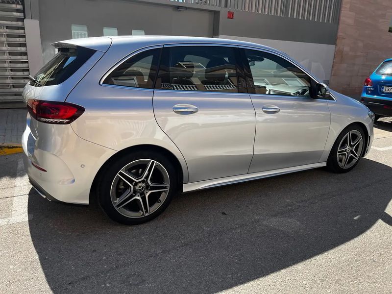 Mercedes-Benz Class B • 2019 • 63,000 km 4