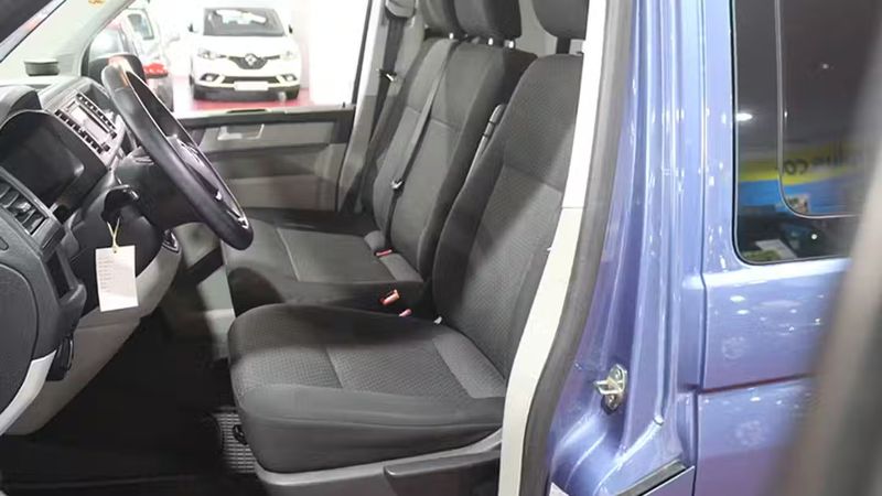 Volkswagen Caravelle • 2019 • 69,828 km 2