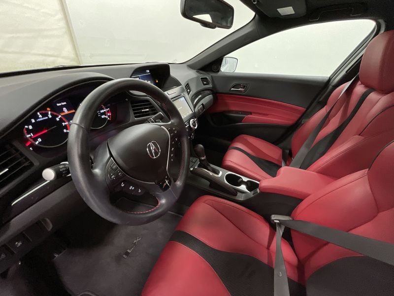 Acura ILX • 2019 • 10,852 km 7