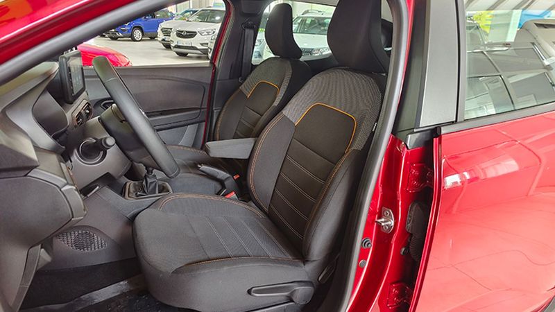 Dacia Sandero • 2022 • 5,305 km 8