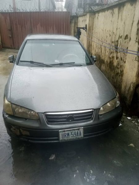 Toyota Camry • 2001 • 100 km 1