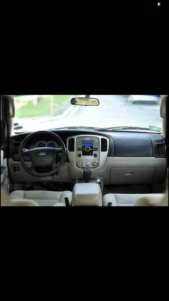Ford Escape • 2008 • 100 km 2
