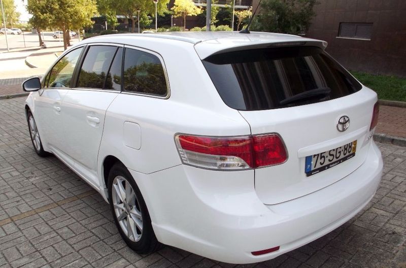 Toyota Avensis • 2011 • 131,500 km 2