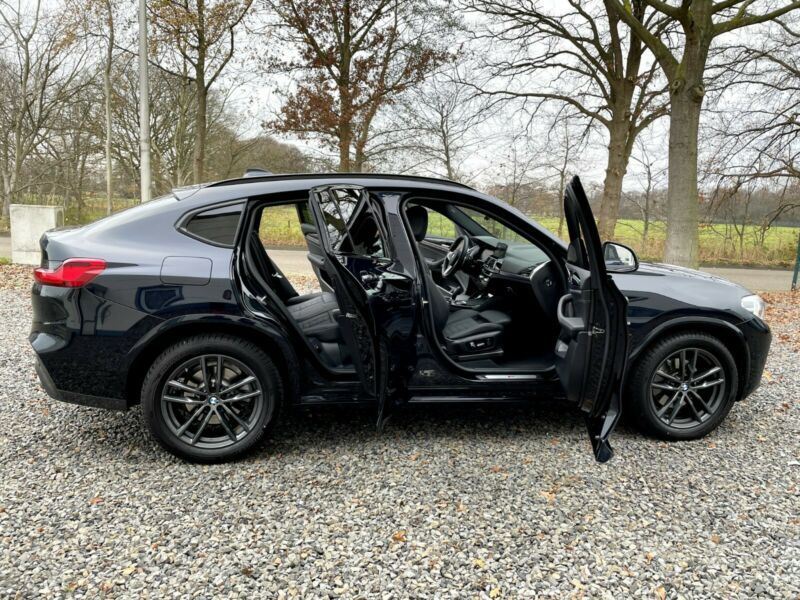 BMW X4 • 2020 • 93,400 km 2
