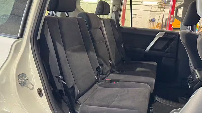 Toyota Land Cruiser • 2017 • 134,773 km 12