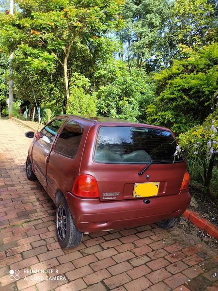 Renault Twingo • 1996 • 0 km 5