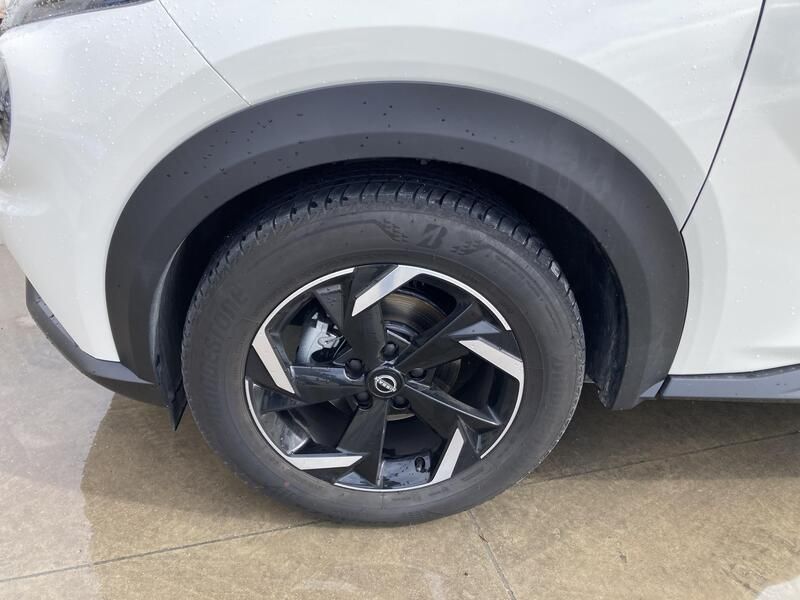 Nissan Juke • 2024 • 4,226 km 11