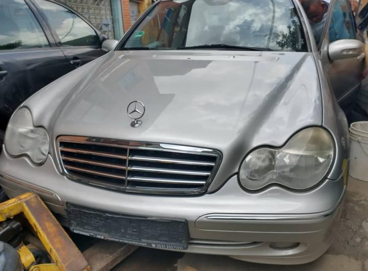 Mercedes-Benz C • 2005 • 5,000 km 3