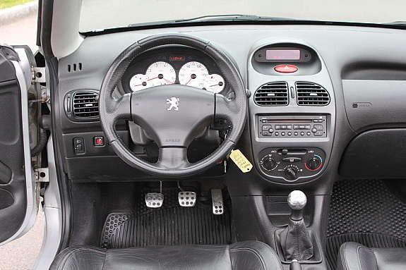 Peugeot 206 CC • 2002 • 111,000 km 6
