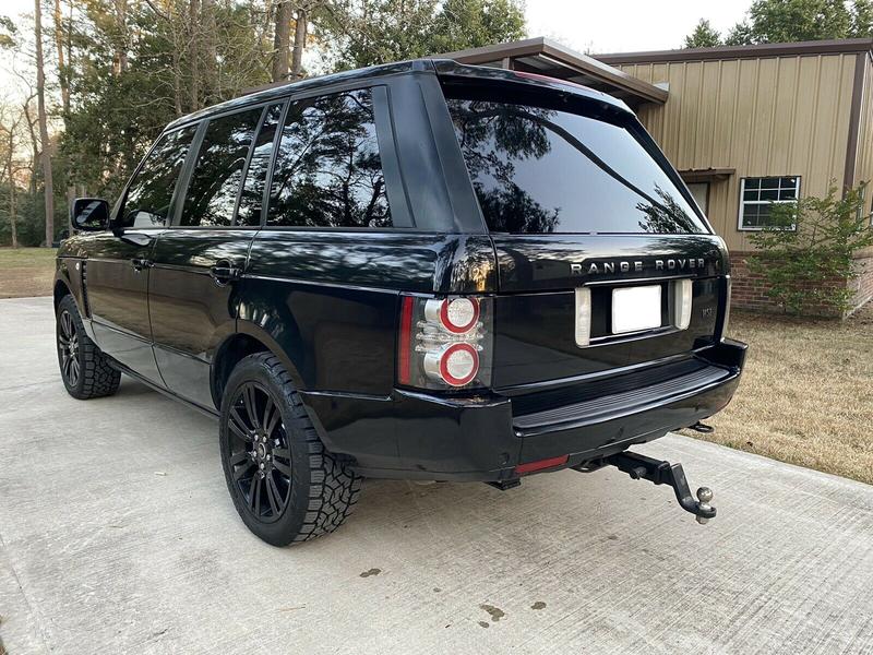 Land Rover Range Rover • 2010 • 130,000 km 16