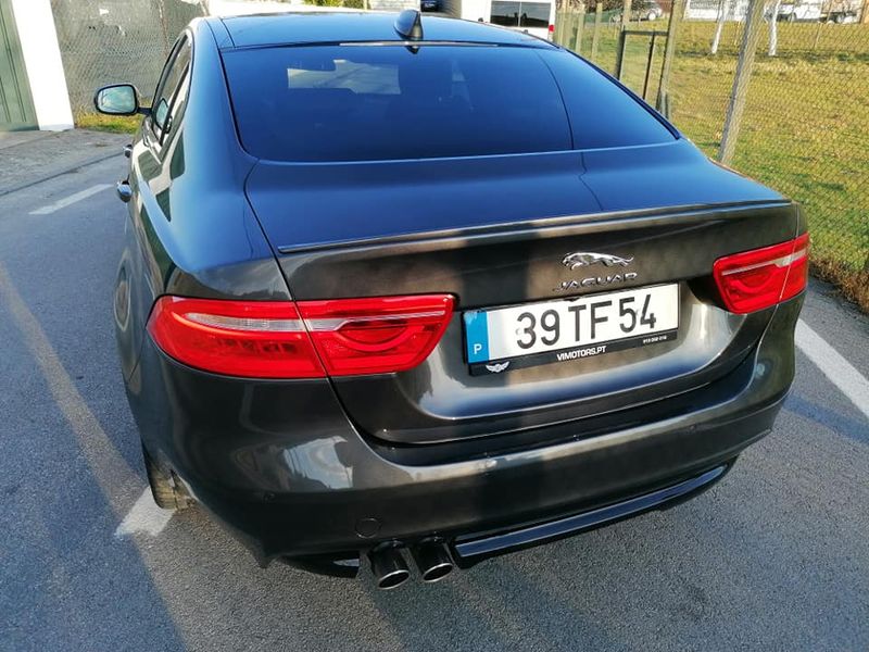 Jaguar XE • 2017 • 60,000 km 3