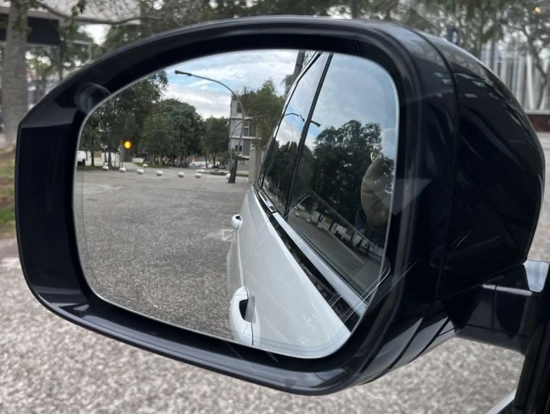 Land Rover Range Rover • 2013 • 156,000 km 15