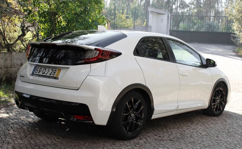 Honda Civic • 2015 • 135,000 km 6