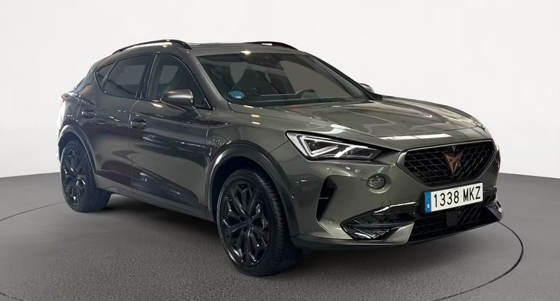 Seat Leon • 2023 • 25,004 km 1