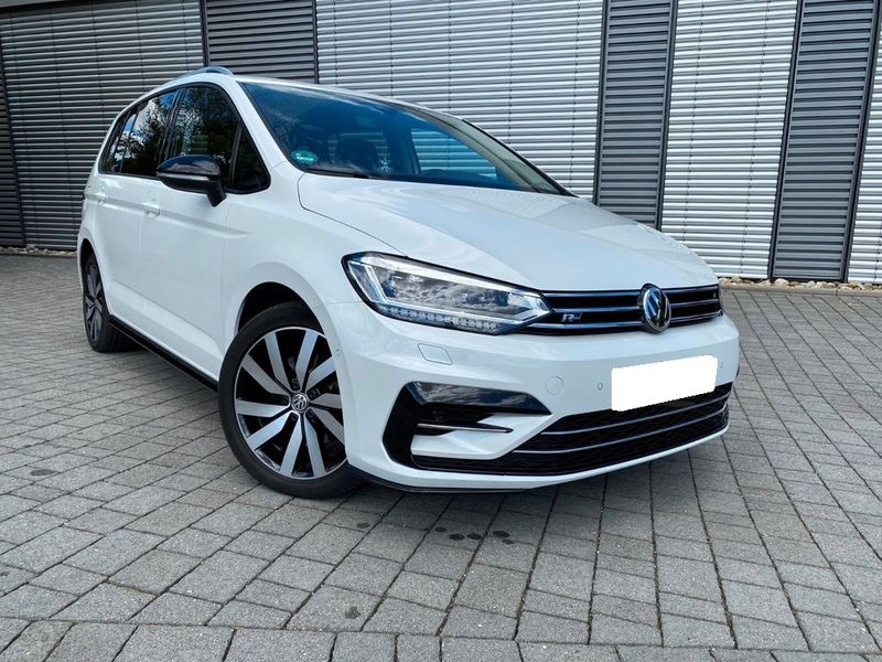 Volkswagen Touran • 2019 • 26,600 km 1