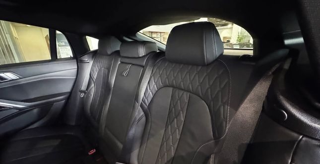 BMW X6 • 2020 • 109,000 km 15