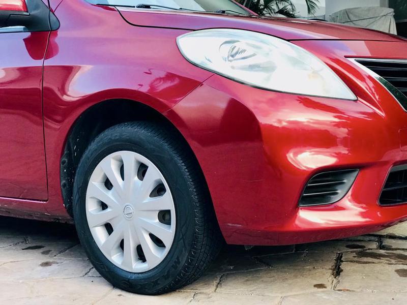 Nissan Versa • 2012 • 37,599 km 4