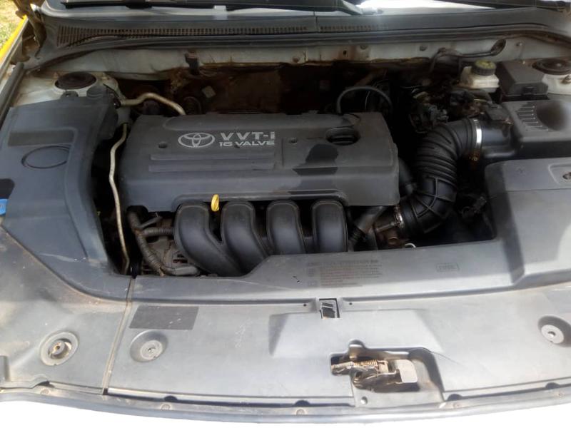 Toyota Avensis • 2015 • 200 km 8