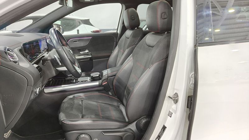 Mercedes-Benz GLA • 2022 • 61,519 km 7